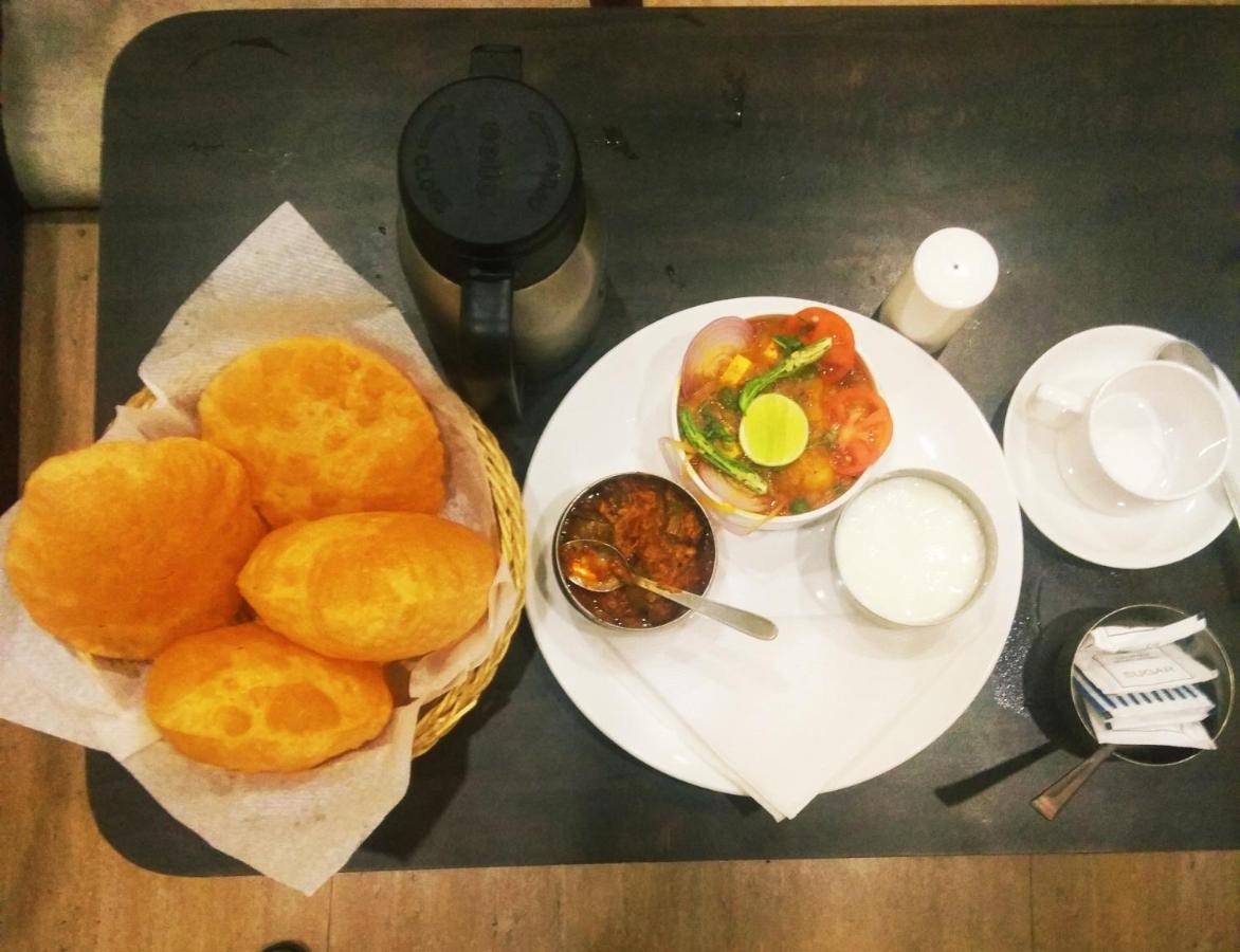 Hotel Vinayak Lucknow Zewnętrze zdjęcie